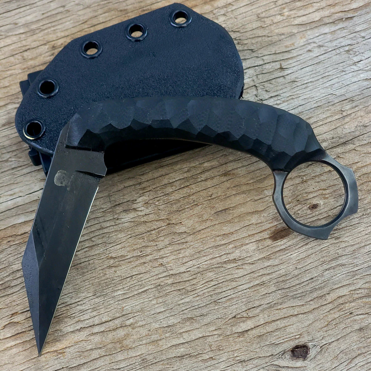 Angel Fire Akita Karambit - Image 5