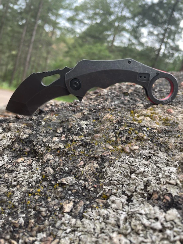 Revo Knives Black Rhino Karambit - Image 3